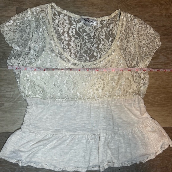 Self Esteem Cream Lace Babydoll Top Size M Y2K Peplum - Picture 4 of 8